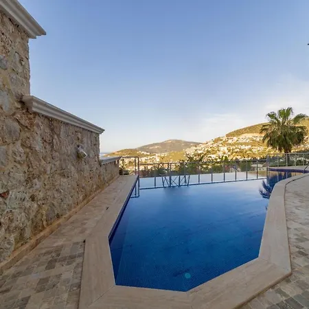 Gorgeous Sea View Flat With Pool In Antalya Apartman