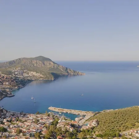 Gorgeous Sea View Flat With Pool In Antalya Kalkan